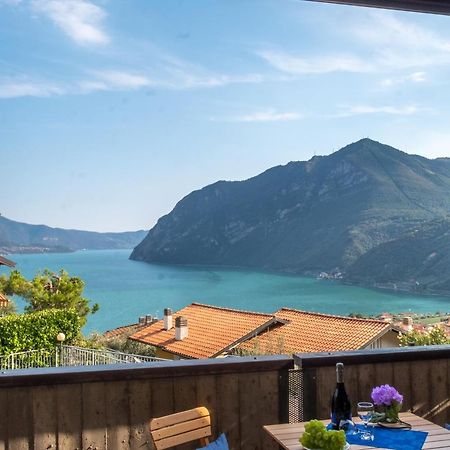 Happy Guest Apartments - Lake Panorama & Pool Riva di Solto Eksteriør billede