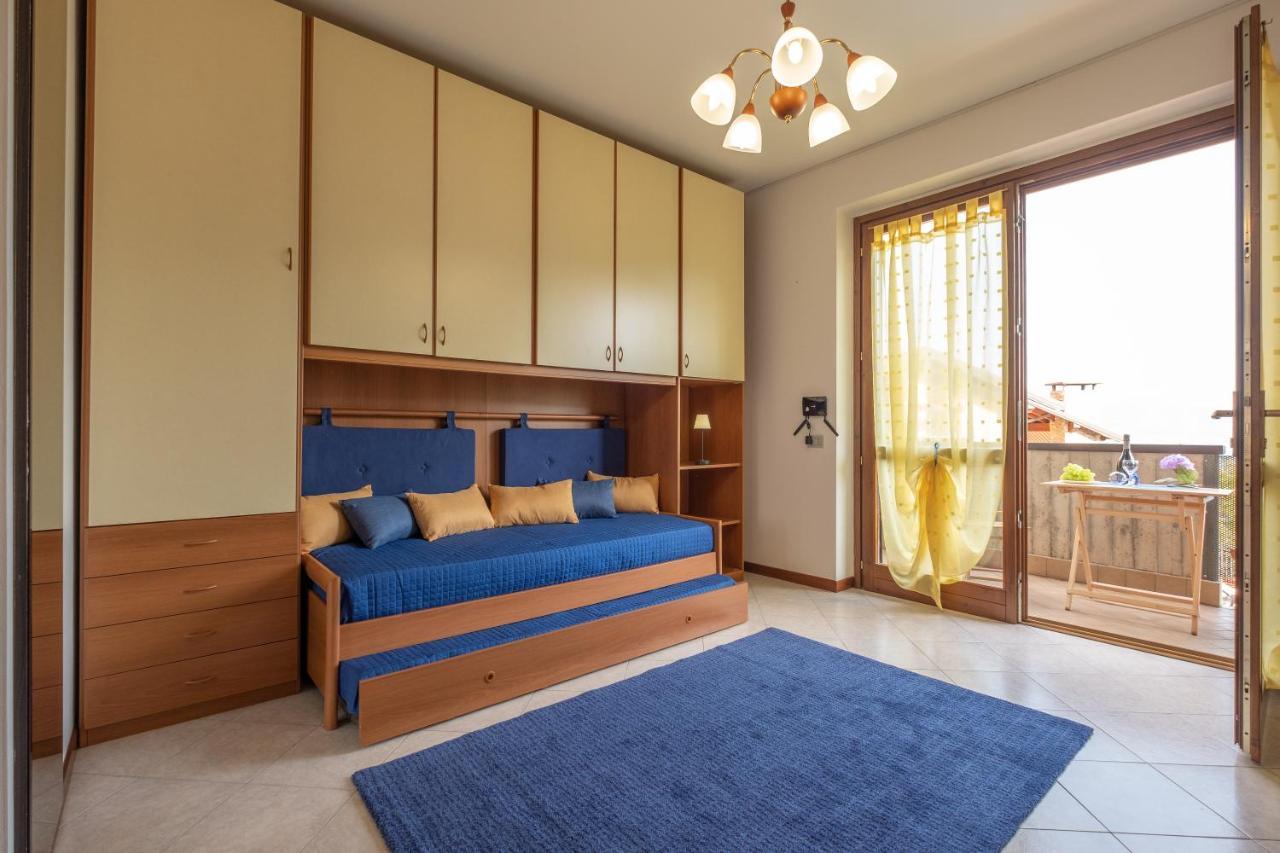 Happy Guest Apartments - Lake Panorama & Pool Riva di Solto Eksteriør billede